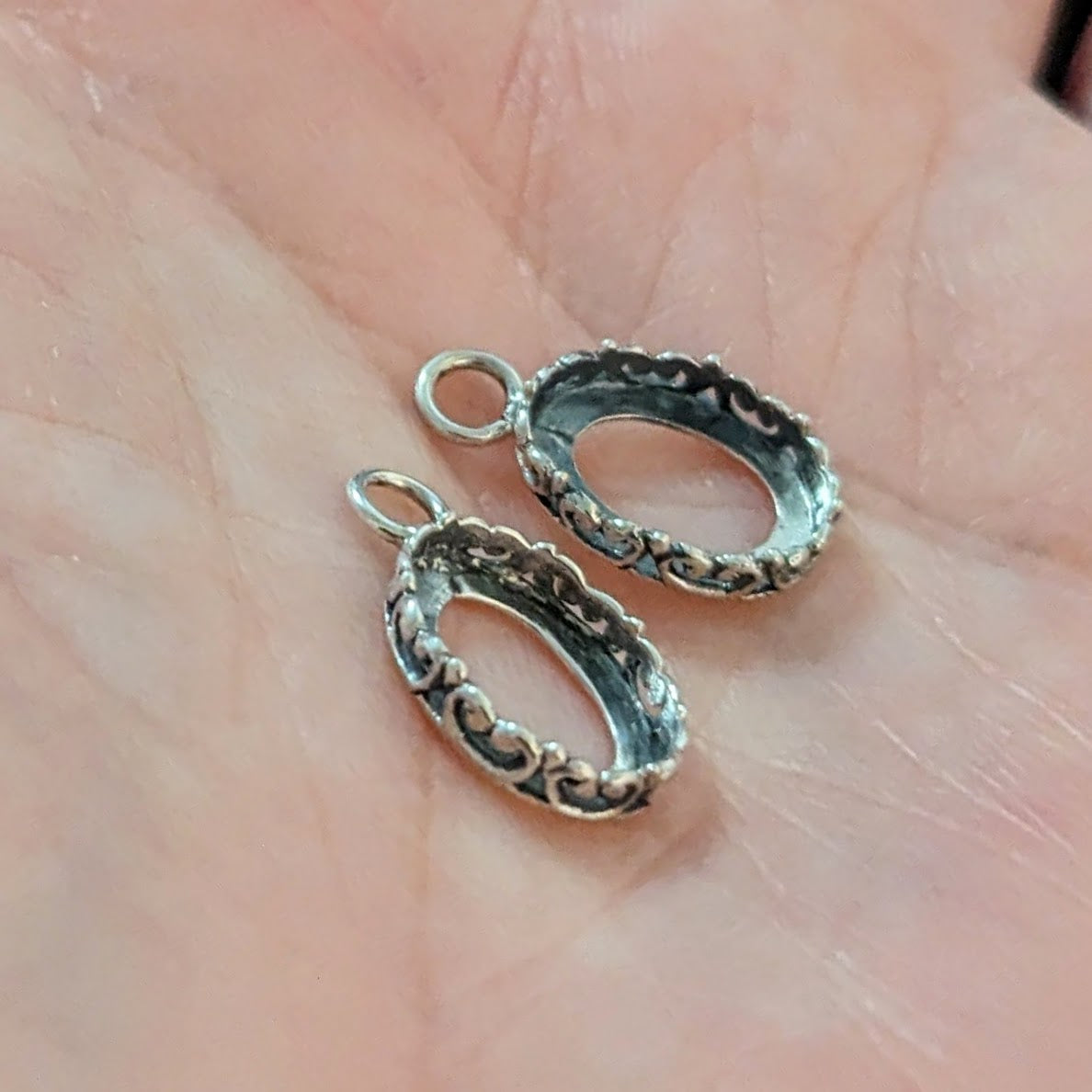 Ornate OVAL Bezel Cup Pendant with closed loop, Sterling Silver, 6x8mm, 8x10mm or 10x12mm cabochon settings - sold individually