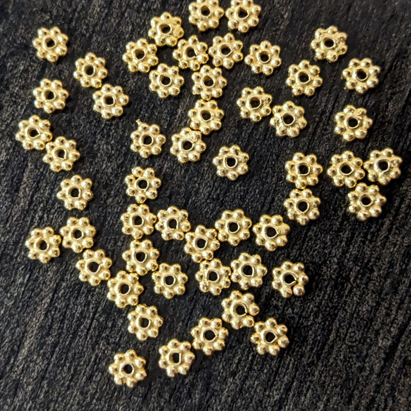 3.5mm Bali-style Daisy Spacer Beads, 3.5mm diameter - sold in sets of 10