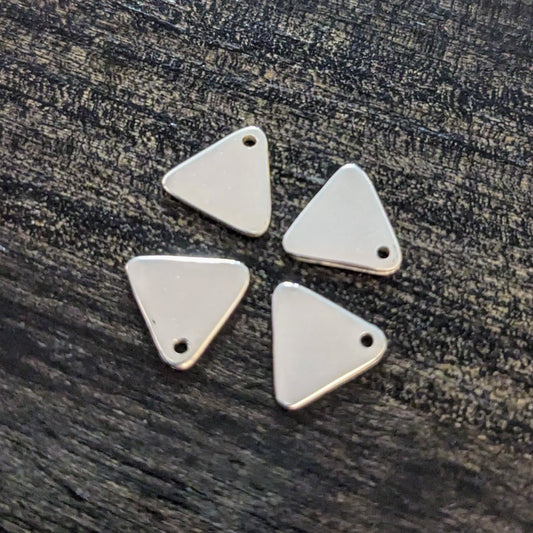 Bali Blank Triangle Tag, Sterling Silver, 8.5mm, 20 gauge thick (0.7 mm hole) - sold individually