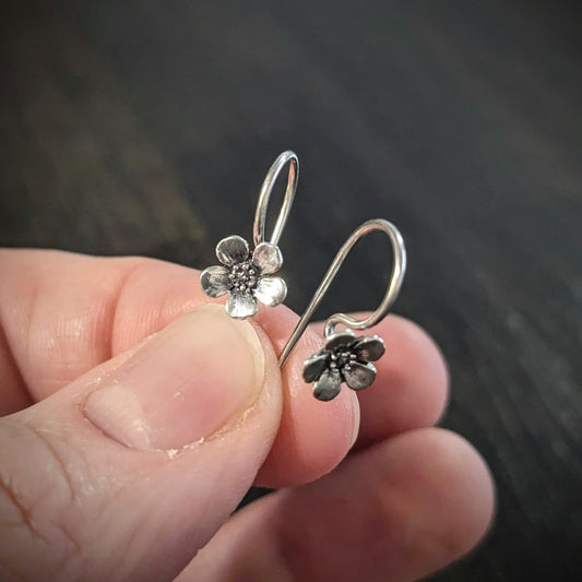 Bali Flower Ear Wires, 20mm x 10mm, 7mm flower, 20 gauge - sold by the pair