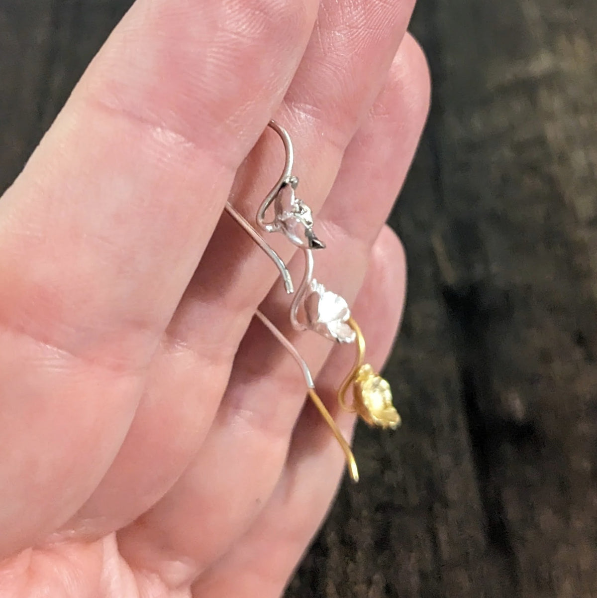 Bali BRASS Poppy Flower Ear Wires, 20mm long, 7.5mm flower, 20 gauge - sold by the pair (Copy)